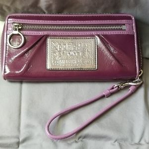💜Coach Poppy💜 Wallet/Wristlet combo